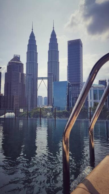 King Studio Suite Legasi Kampung Bharu View Klcc Kuala Lumpur Exterior photo